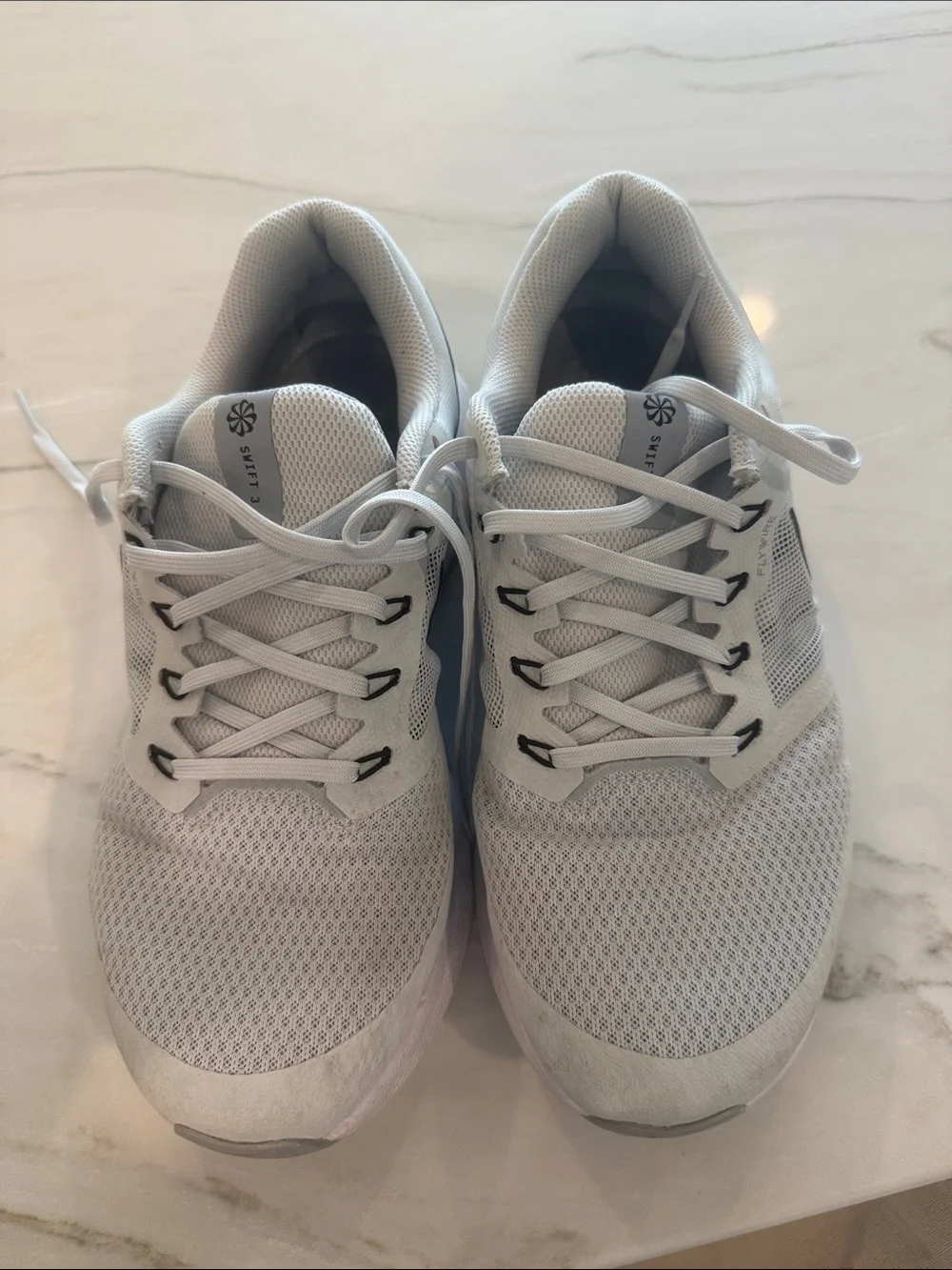 Nike men's swift 3 - Light Gray and Black Mesh Running Sneakers